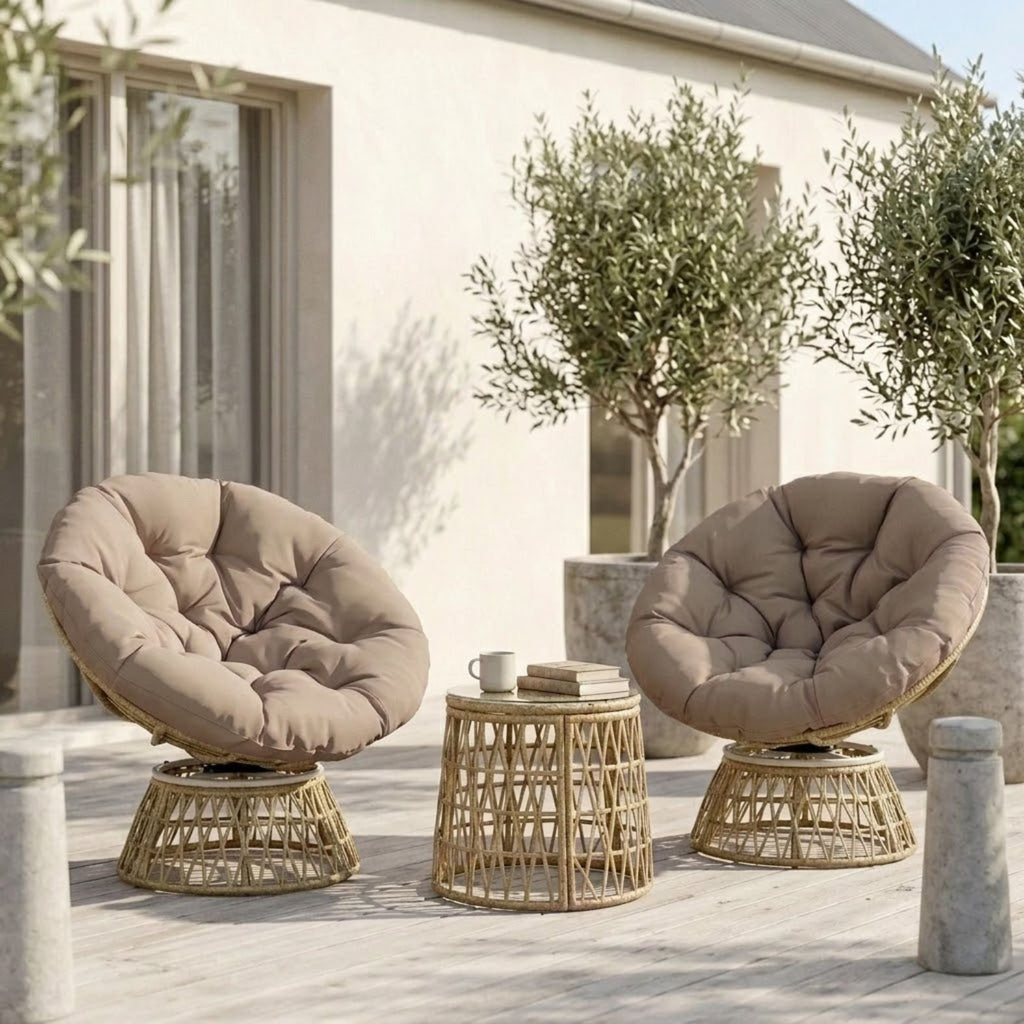 Rattan-Loungeset mit 2 drehbaren Sesseln, Tisch und dicken Polstern – 360°-Funktion