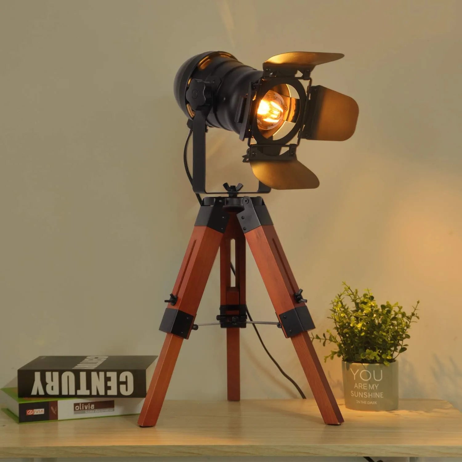 Retro Treibein Tischlampe Cinema – Industrielles Design